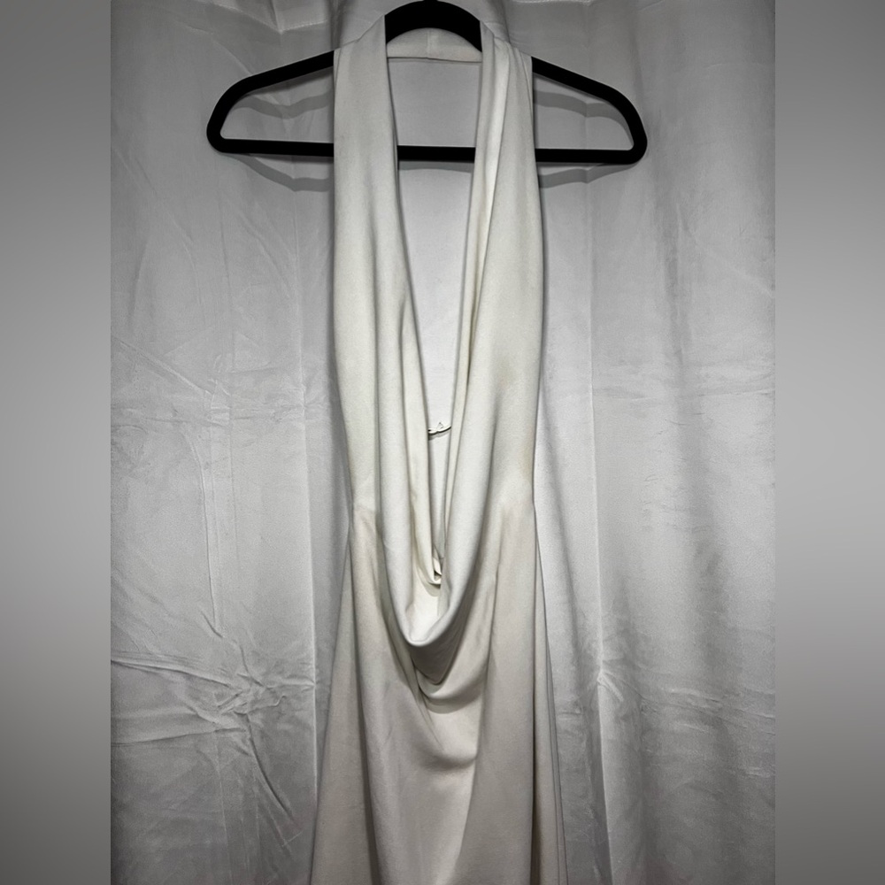 White Deep-Cut Halter Backless Maxi Dress